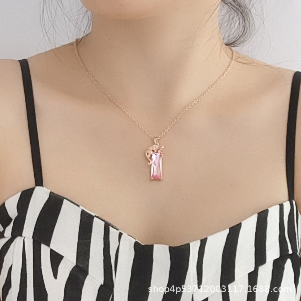 Wholesale Crystal Panther Pendant Alloy Necklaces